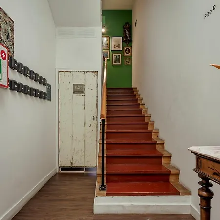 Labor Alliance By Lovelystay Apartment